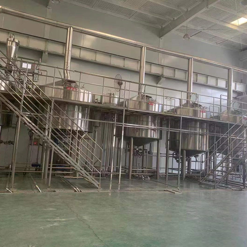 铁山精酿啤酒设备厂—平面布置、设备设计、制造、调试、培训等一条龙服务_COPY